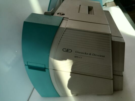 ATM Mesin Sortir Uang Kertas Giesecke & Devrient Tampilan Eksternal T0100557