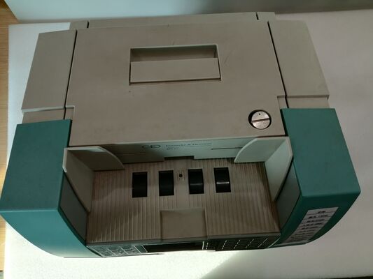 ATM Mesin Sortir Uang Kertas Giesecke & Devrient Tampilan Eksternal T0100557