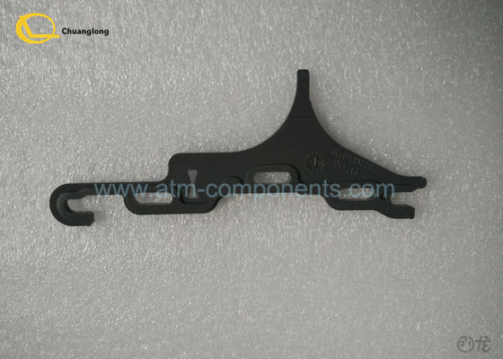 Harga bagus Mengunci Clamp Bagian Kaset ATM Bahan Plastik Portabel 1750041928 P / N on line